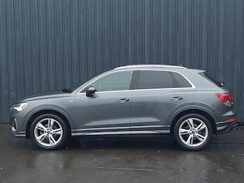 Used Audi Q3 2024 for sale - 77209589: Photo
