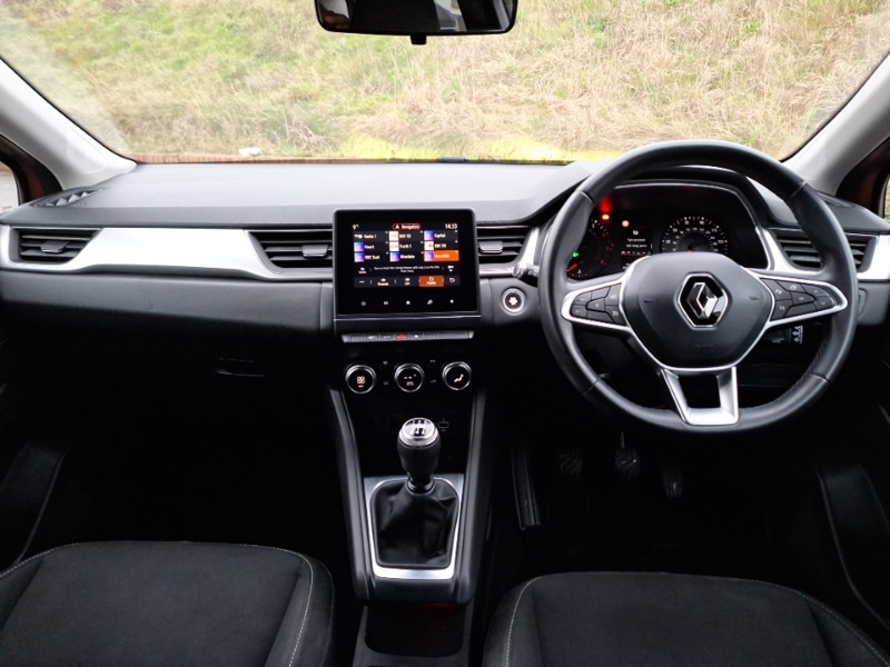 Used Renault Captur 2020 for sale - 77299284: Photo 2