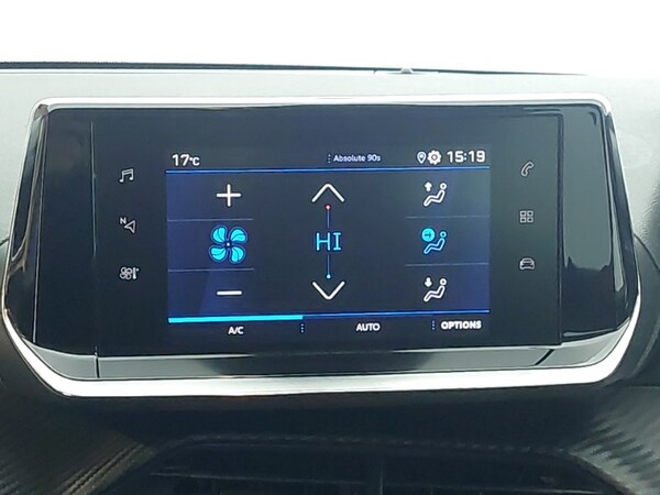 Used Peugeot 2008 2022 for sale - 76293865: Photo 10