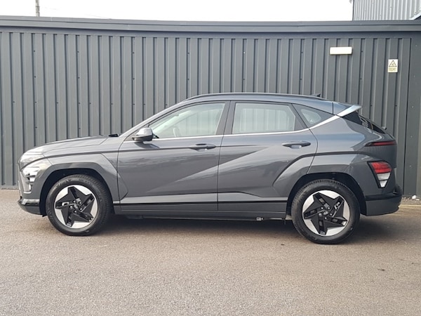 Used Hyundai KONA 2025 for sale - 76325258: Photo 4
