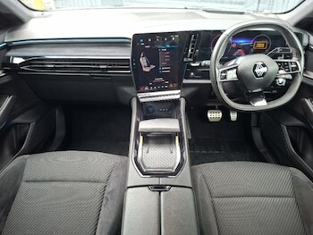 Used Renault Austral 2023 for sale - 78832576: Photo