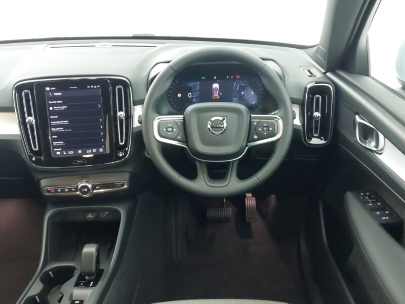 Used Volvo XC40 2025 for sale - 77924075: Photo 7