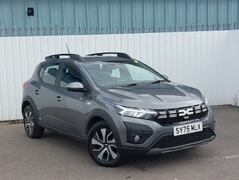 Used Dacia Sandero Stepway 2025 for sale - 79671339: Photo