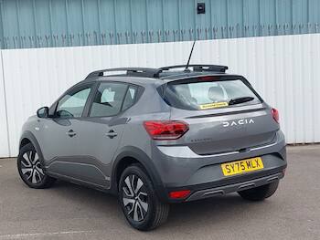 Used Dacia Sandero Stepway 2025 for sale - 79671339: Photo