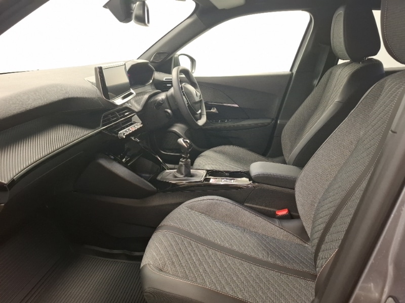 Used Peugeot 2008 2024 for sale - 76749393: Photo 5