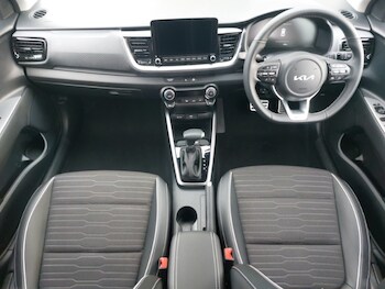 Used Kia Stonic 2025 for sale - 77206189: Photo