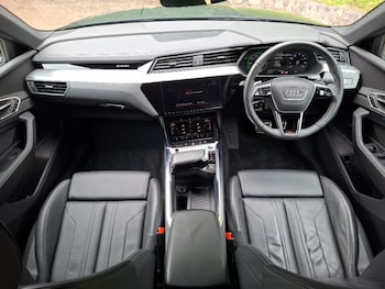 Used Audi Q8 2023 for sale - 79406504: Photo