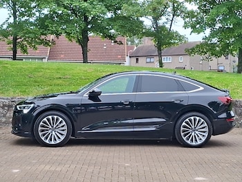 Used Audi Q8 2023 for sale - 79406504: Photo
