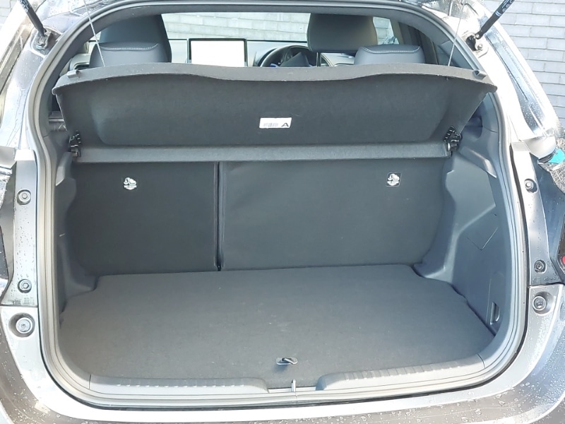 Used Toyota Yaris 2024 for sale - 77876676: Photo 8