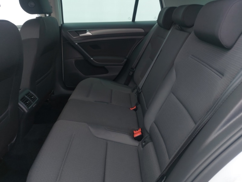 Used Volkswagen Golf 2020 for sale - 76392577: Photo 6