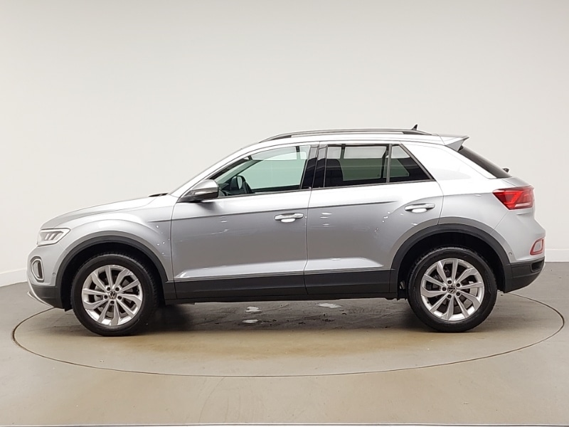 Used Volkswagen T-Roc 2025 for sale - 76560748: Photo 4