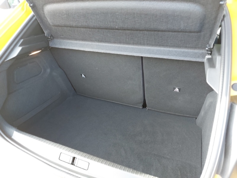 Used Peugeot 208 2021 for sale - 76823111: Photo 8