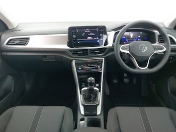 Used Volkswagen T-Roc 2025 for sale - 76898022: Photo