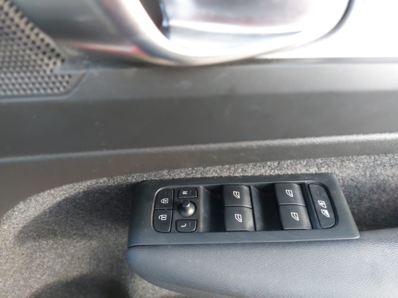 Used Volvo XC40 2022 for sale - 76764592: Photo 12