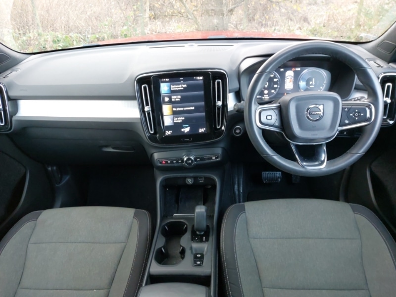 Used Volvo XC40 2022 for sale - 76764592: Photo 2