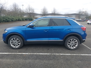 Used Volkswagen T-Roc 2024 for sale - 78410885: Photo
