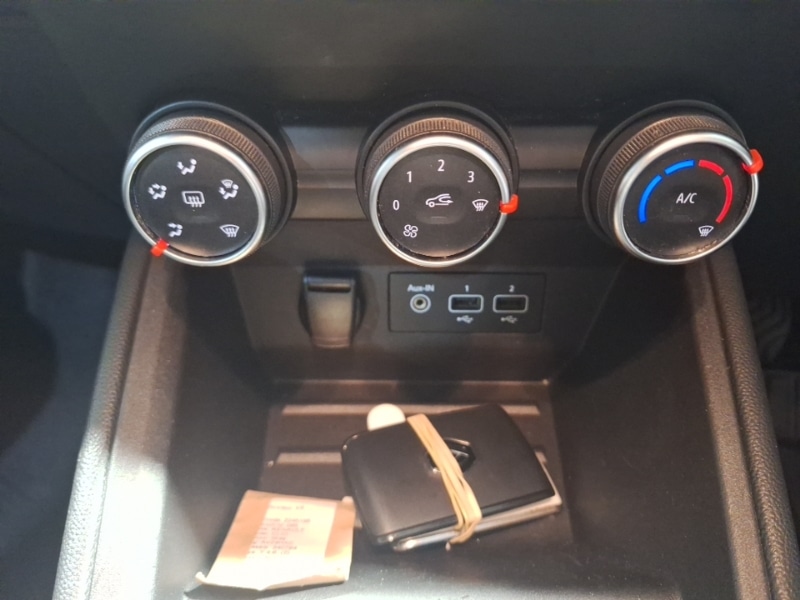 Used Renault Clio 2020 for sale - 77358061: Photo 11