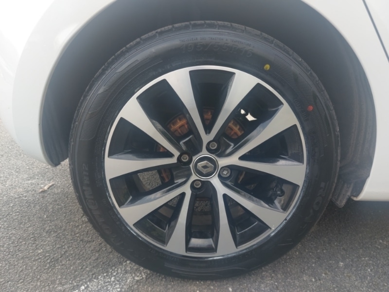 Used Renault Clio 2020 for sale - 77761780: Photo 11