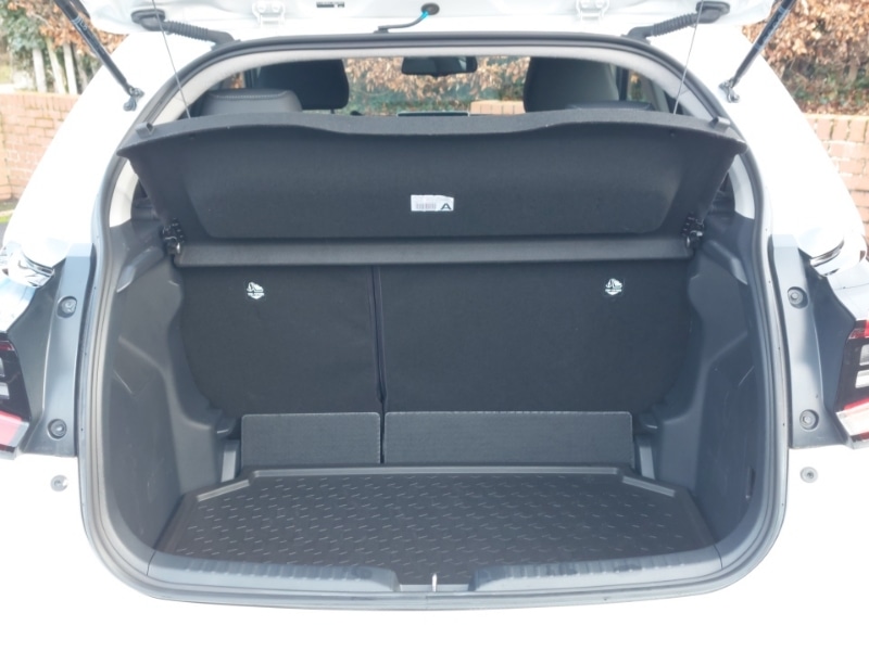 Used Mazda Mazda2 HYBRID 2023 for sale - 77954991: Photo 8