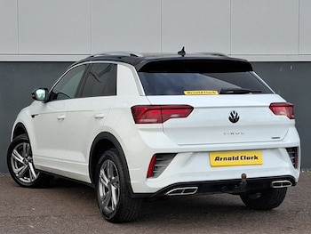 Used Volkswagen T-Roc 2023 for sale - 77556434: Photo