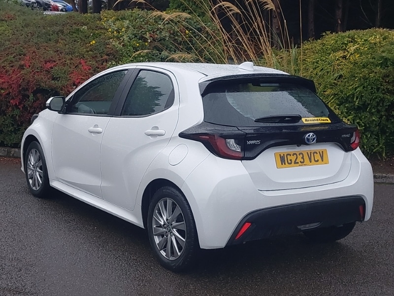 Used Toyota Yaris 2023 for sale - 77252921: Photo 3