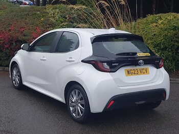 Used Toyota Yaris 2023 for sale - 77252921: Photo