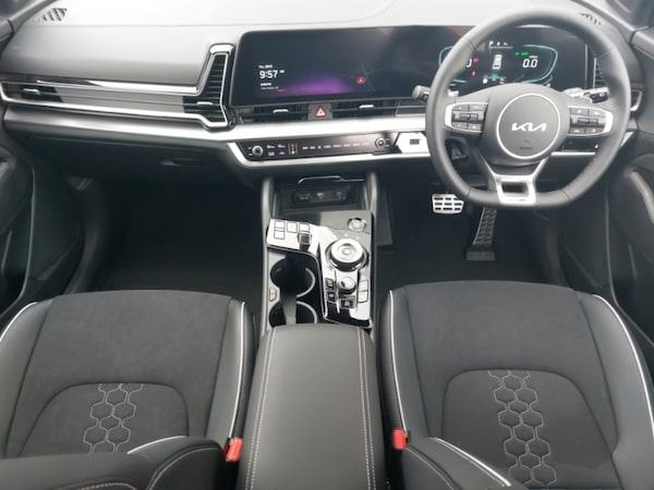 Used Kia Sportage 2025 for sale - 76220824: Photo 2