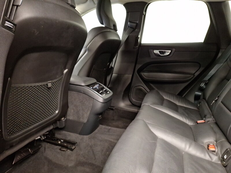 Used Volvo XC60 2023 for sale - 77371597: Photo 6