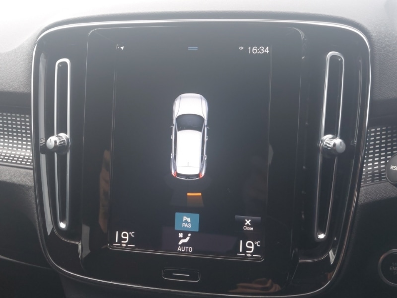 Used Volvo XC40 2022 for sale - 77338937: Photo 10