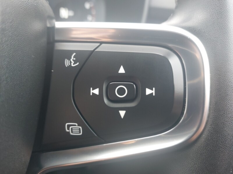 Used Volvo XC40 2022 for sale - 77338937: Photo 12