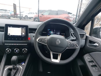 Used Renault Clio 2025 for sale - 78269819: Photo