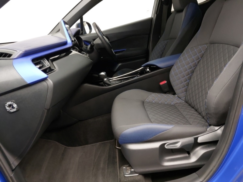 Used Toyota C-HR 2021 for sale - 76419044: Photo 5