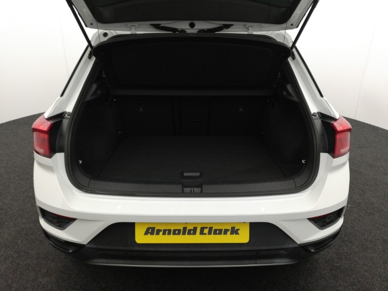 Used Volkswagen T-Roc 2021 for sale - 76560786: Photo 8