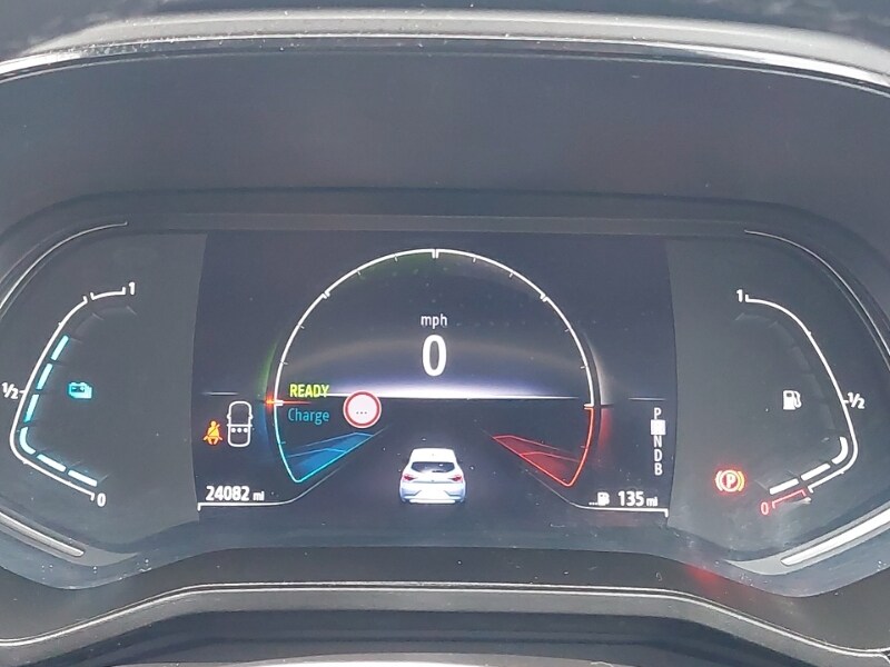 Used Renault Clio 2023 for sale - 77817758: Photo 11