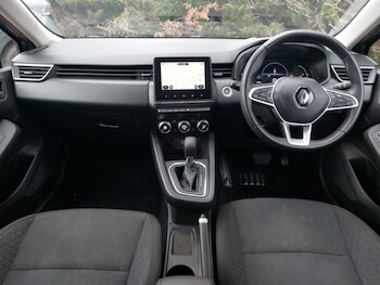 Used Renault Clio 2023 for sale - 77817758: Photo