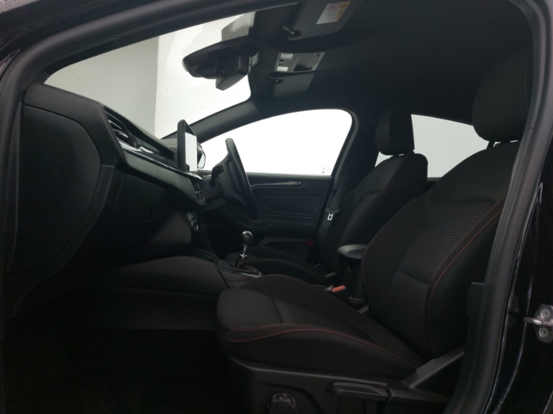 Used Ford Focus 2023 for sale - 76959643: Photo 12