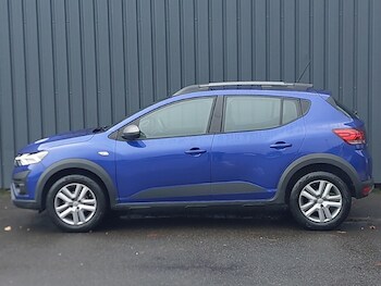 Used Dacia Sandero Stepway 2023 for sale - 77081030: Photo