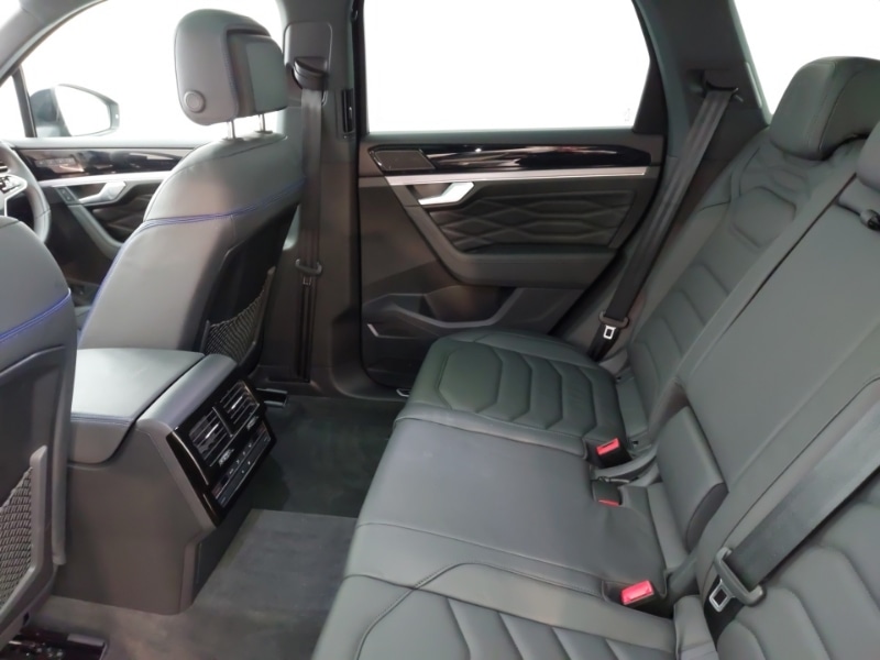 Used Volkswagen Touareg 2023 for sale - 76786221: Photo 6