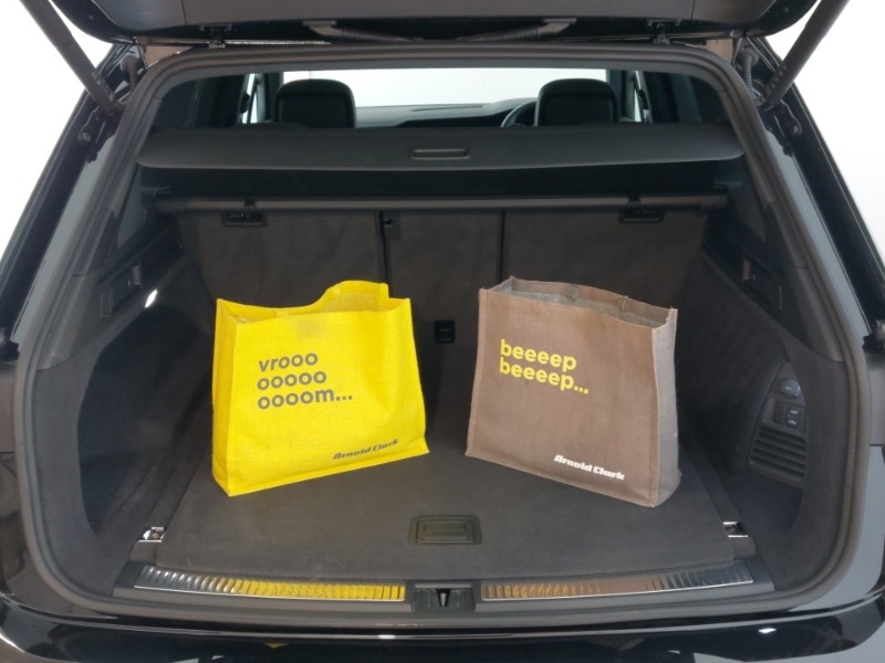 Used Volkswagen Touareg 2023 for sale - 76786221: Photo 8