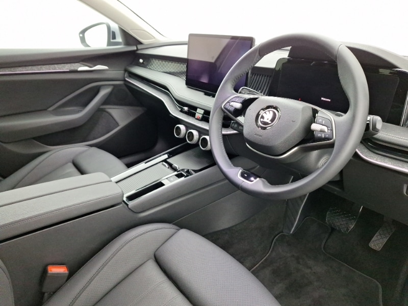 Used Skoda Superb 2024 for sale - 77265970: Photo 12