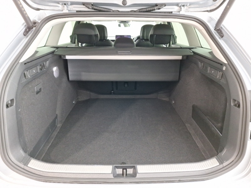 Used Skoda Superb 2024 for sale - 77265970: Photo 8