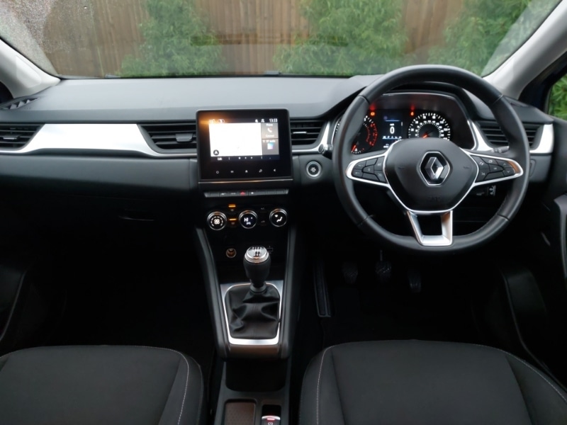 Used Renault Captur 2021 for sale - 77285365: Photo 2