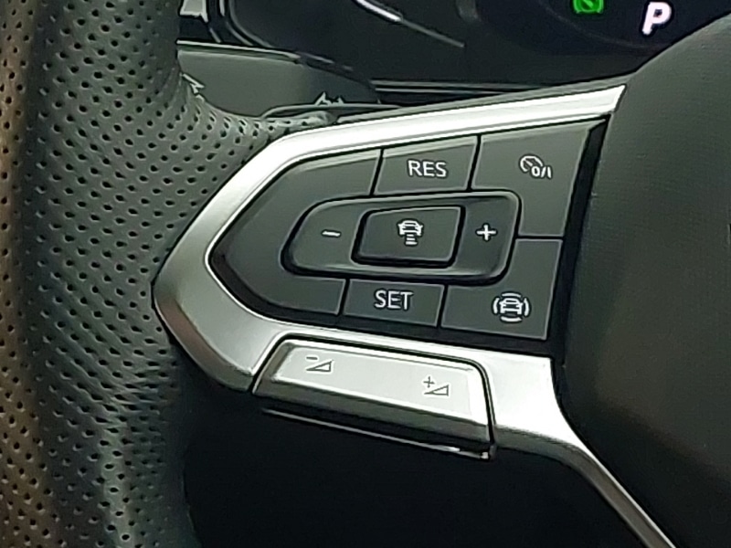 Used Volkswagen T-Roc 2025 for sale - 77299159: Photo 10