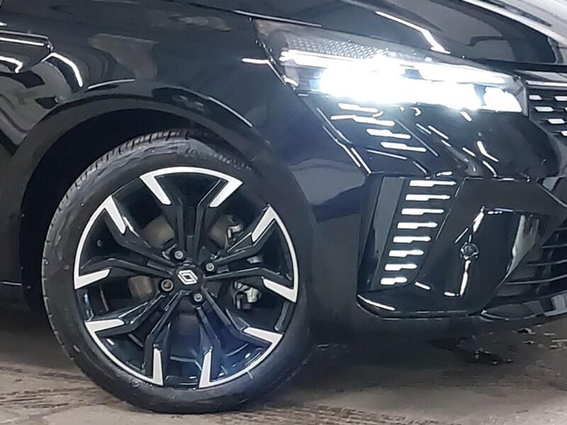 Used Renault Clio 2023 for sale - 77184743: Photo 9