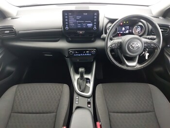 Used Toyota Yaris 2023 for sale - 78624744: Photo