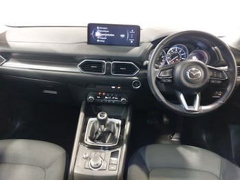 Used Mazda CX-5 2024 for sale - 76120627: Photo 2