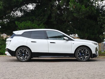 Used BMW iX 2023 for sale - 77955438: Photo