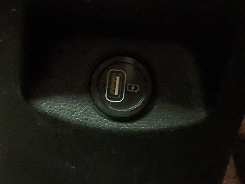 Used Kia Stonic 2022 for sale - 77130536: Photo 7