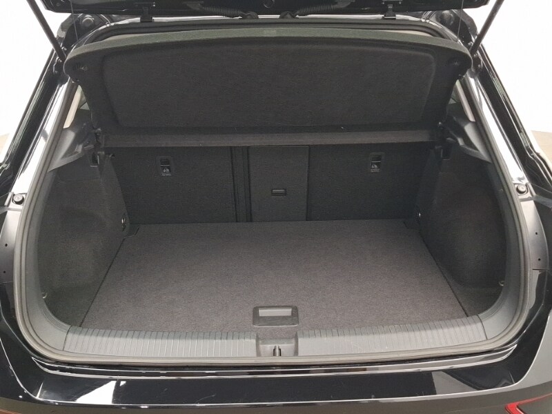 Used Volkswagen T-Roc 2023 for sale - 77433928: Photo 8