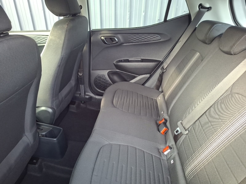 Used Hyundai i10 2024 for sale - 77596994: Photo 6